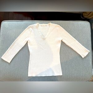 Women’s X-Small White Lightweight V-Neck Cable Knit Sweater 3/4 Sleeves
